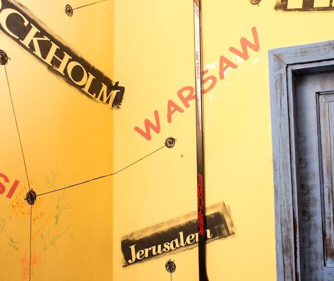 민박 Trinity Hostel