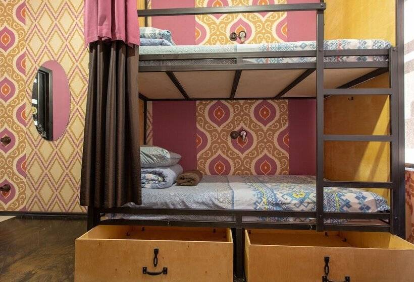 민박 Trinity Hostel