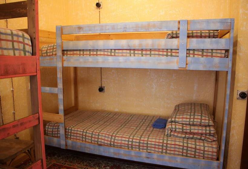 민박 Trinity Hostel