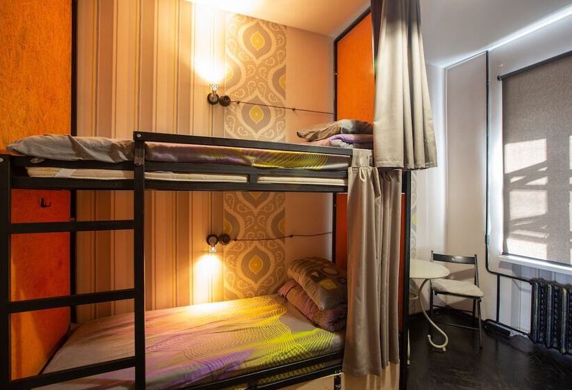 민박 Trinity Hostel