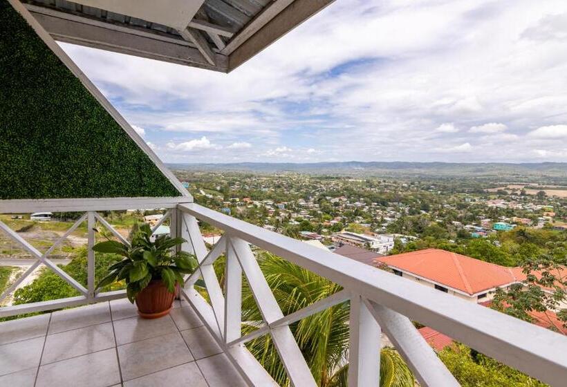 Cahal Pech Village Resort