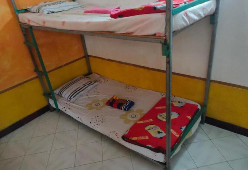 Casa Minha Backpackers Hostel