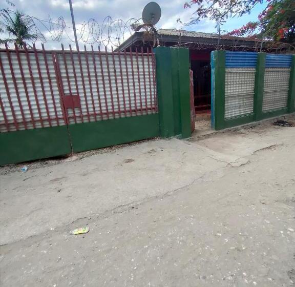 Casa Minha Backpackers Hostel