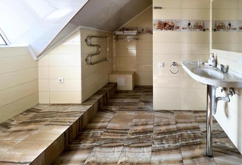 هتل Asian Mountains