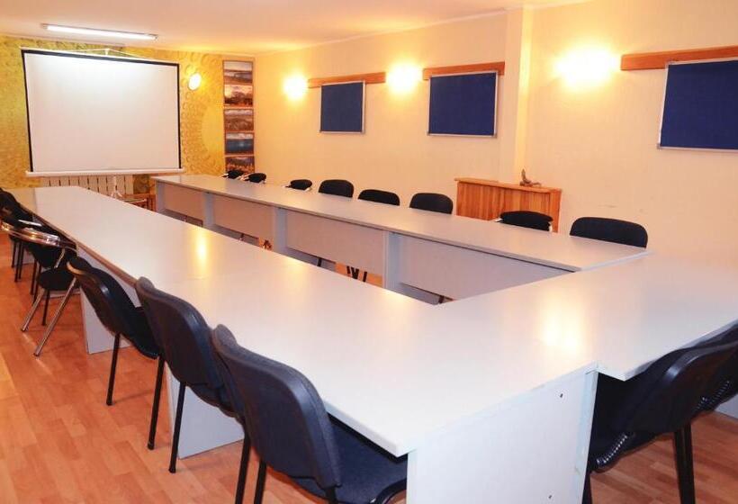 هتل Asian Mountains