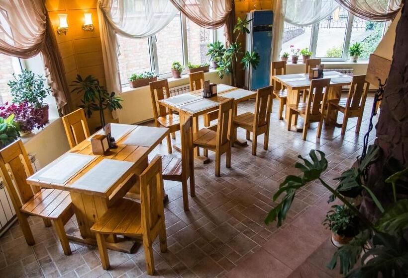 هتل Asian Mountains