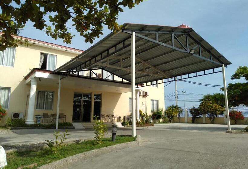 فندق Beach Garden