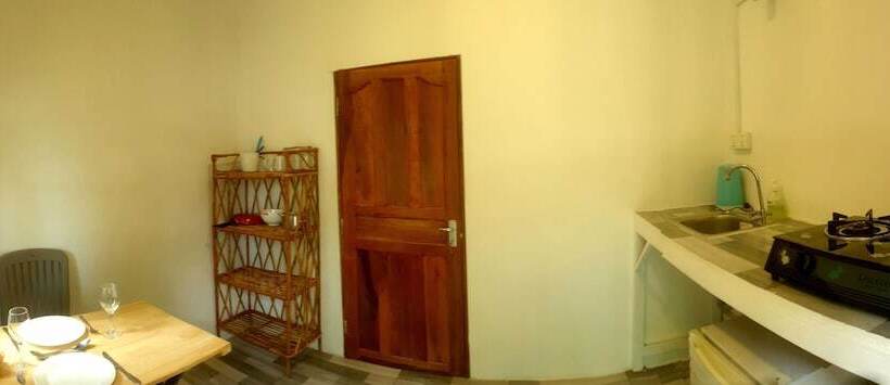 فندق Bohemiaz Resort And Spa Kampot