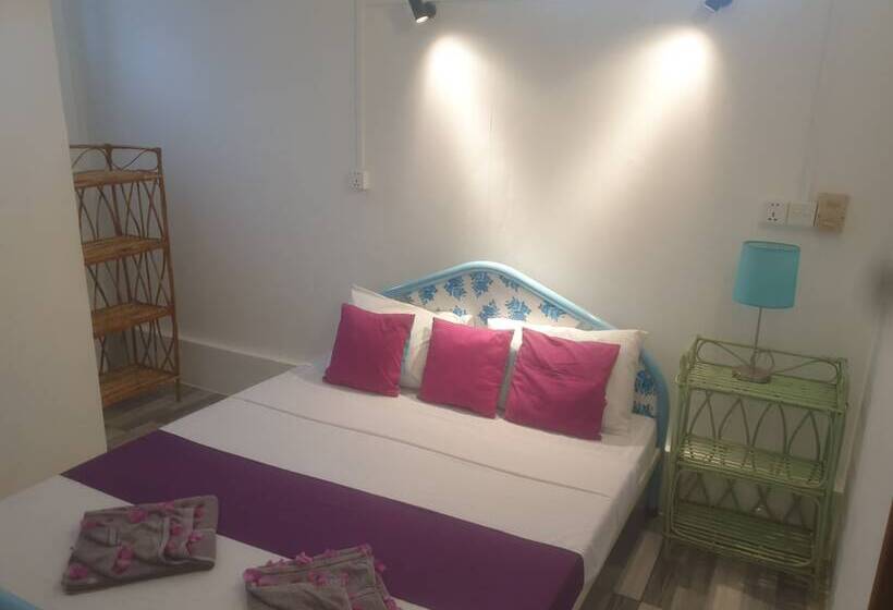 فندق Bohemiaz Resort And Spa Kampot