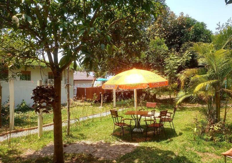 فندق Bohemiaz Resort And Spa Kampot