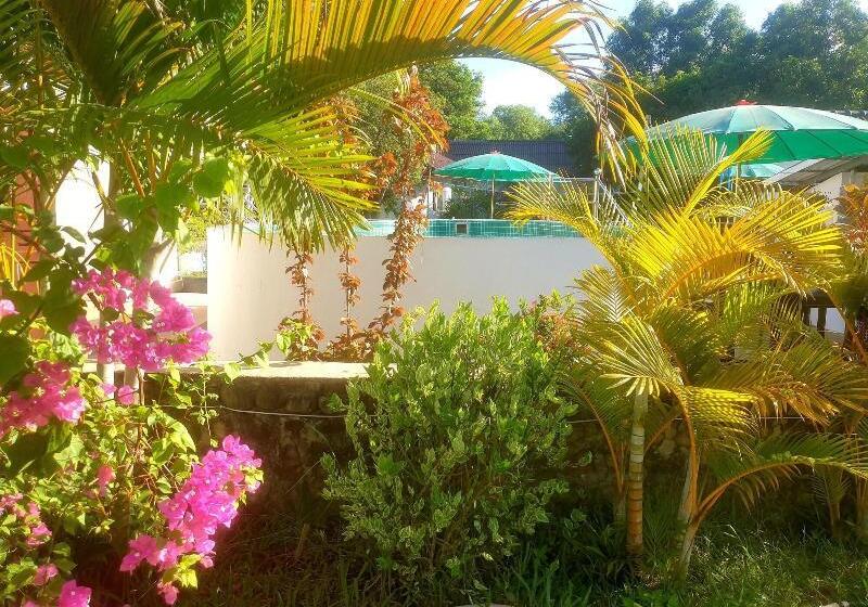 فندق Bohemiaz Resort And Spa Kampot