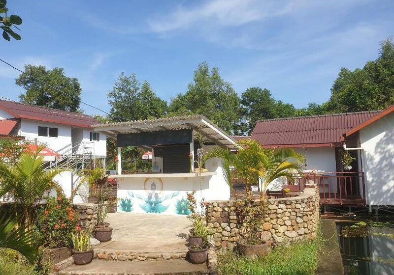 فندق Bohemiaz Resort And Spa Kampot