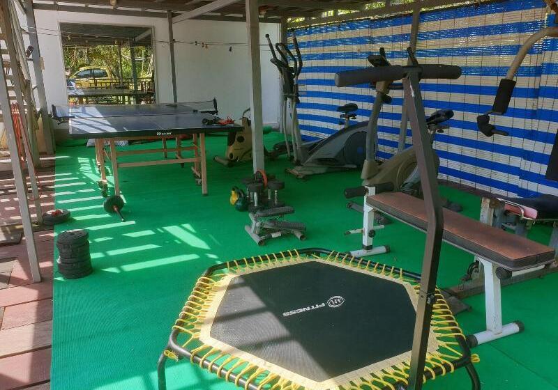 فندق Bohemiaz Resort And Spa Kampot