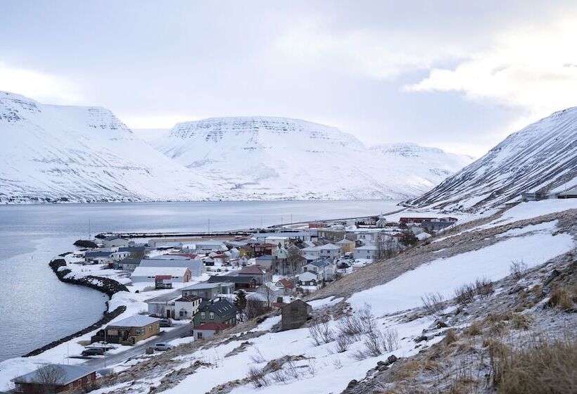 هتل Fisherman Guesthouse Sudureyri