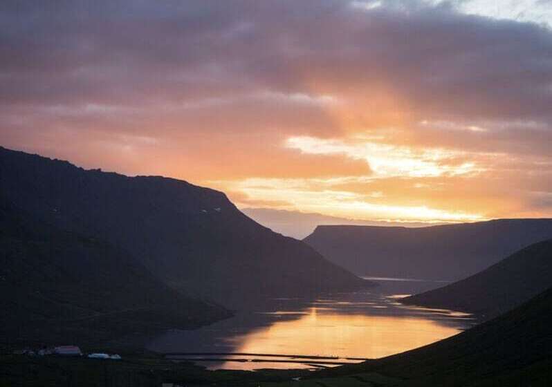 هتل Fisherman Guesthouse Sudureyri