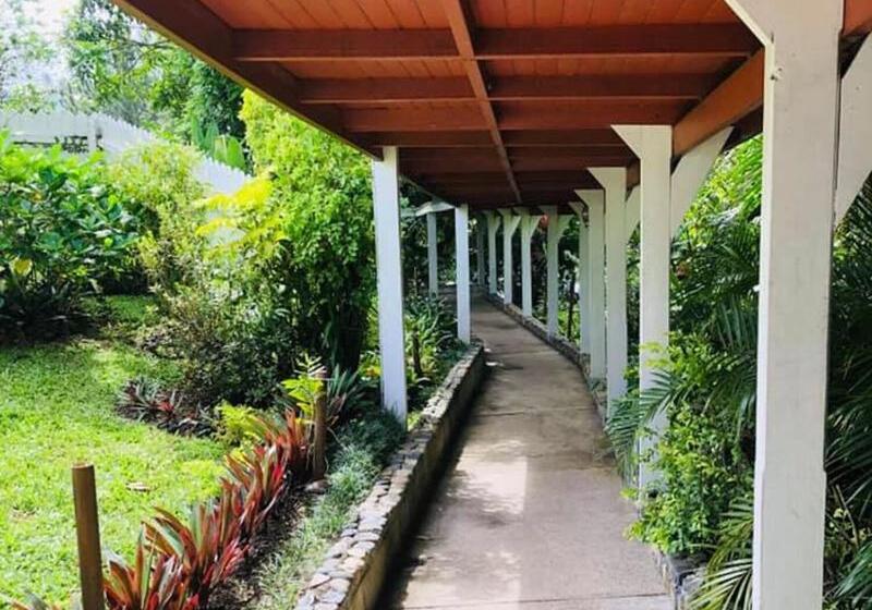 Отель Five Princes