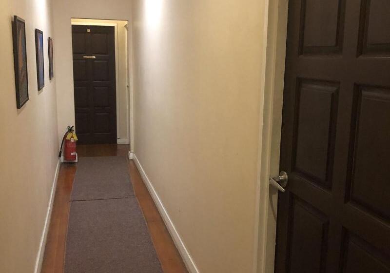 Отель Five Princes