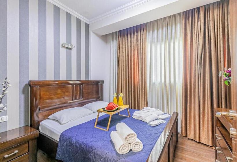 בית מלון כפרי House