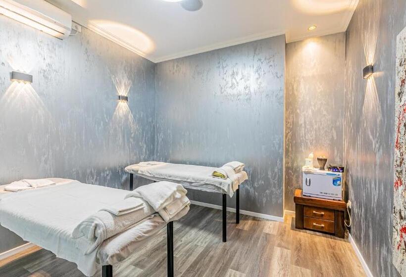 בית מלון כפרי House