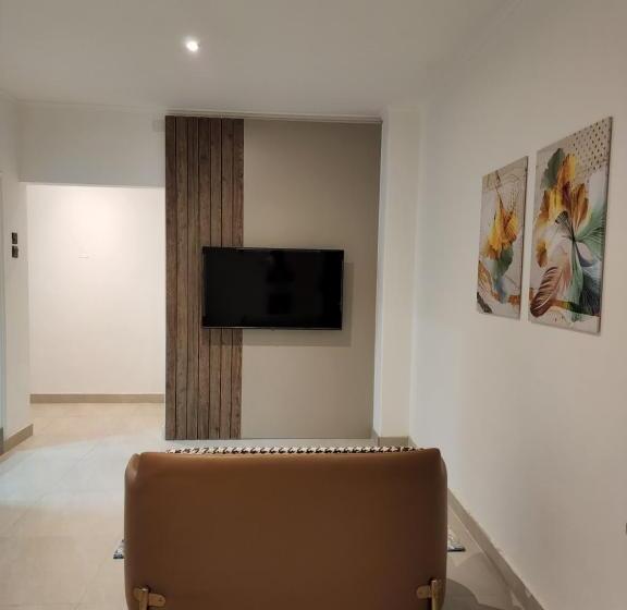 هتل Imperial Suites