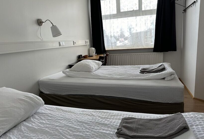 هتل Kanslarinn Hella