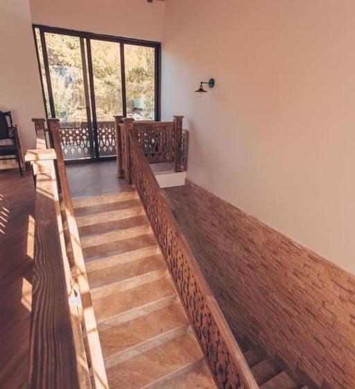 호텔 Kefilyan Family