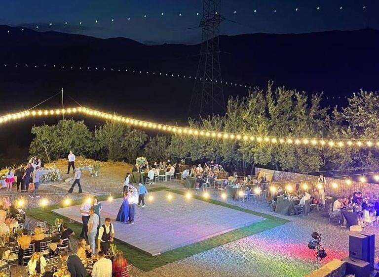 호텔 Kefilyan Family