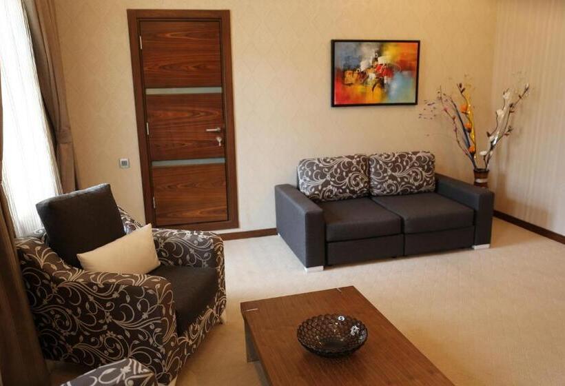 هتل Luxe Lankaran