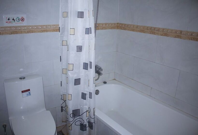 בית מלון כפרי Monorom 2 Vip