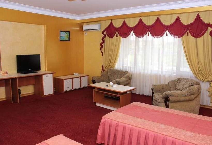 호텔 Nor Dzoraberd