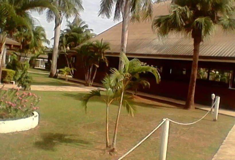 בית מלון כפרי The Friendly North Inn