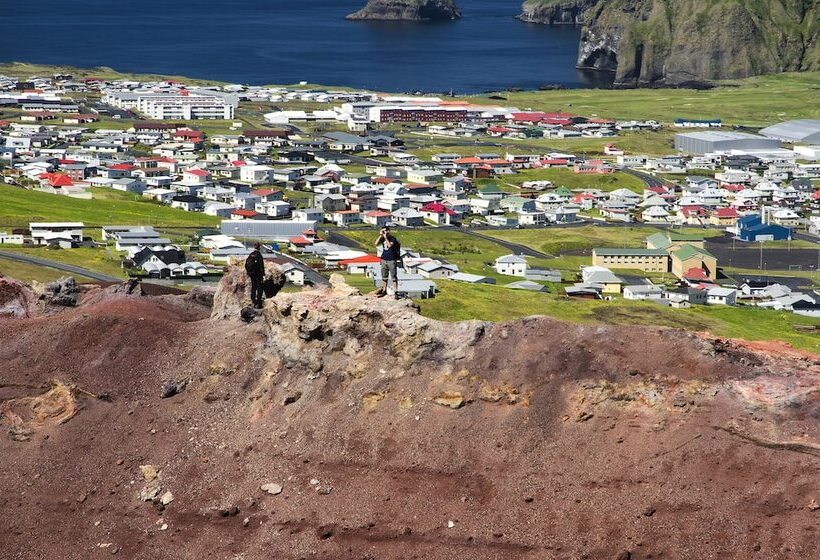 هتل Vestmannaeyjar