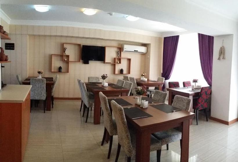 هتل Tourist  Baku