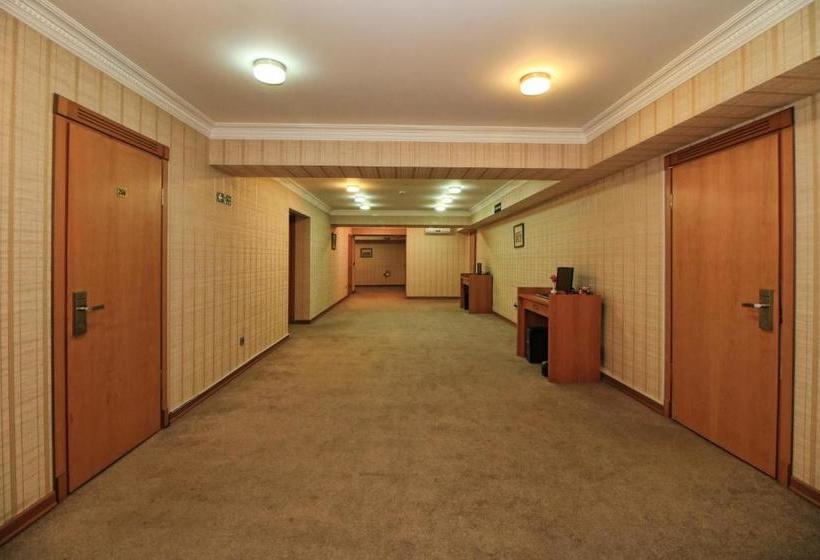 هتل Tourist  Baku