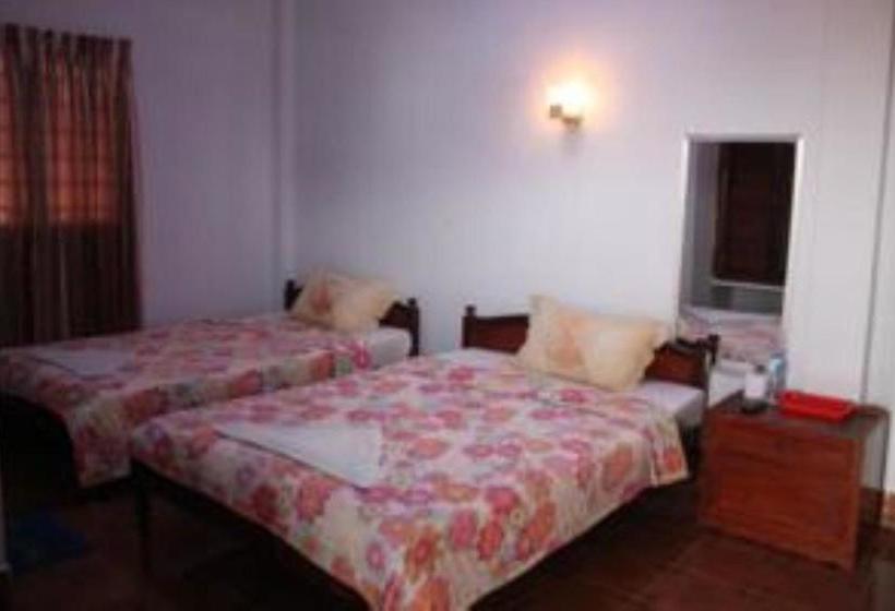 Lucky Ro Hotel & Restaurant