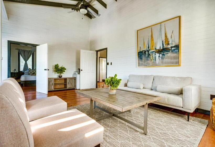 Shaka Caye All Inclusive Resort