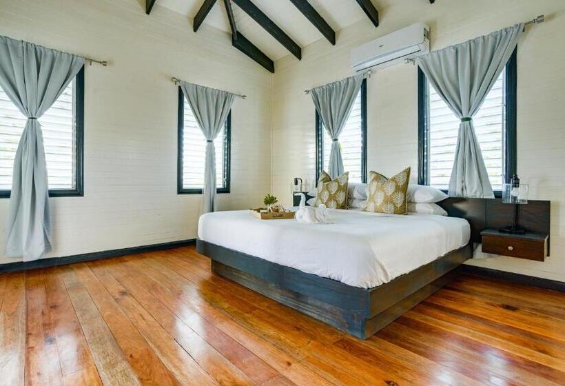 Shaka Caye All Inclusive Resort