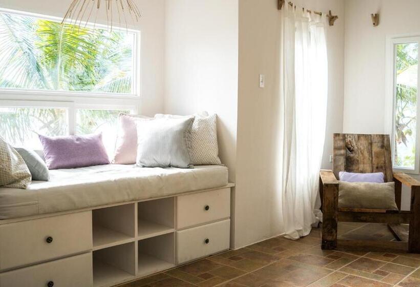 Thatch Caye Resort A Muy'ono Resort