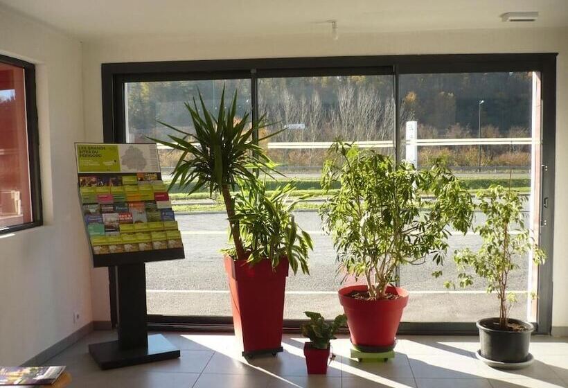 ホテル Hôtel Le 15