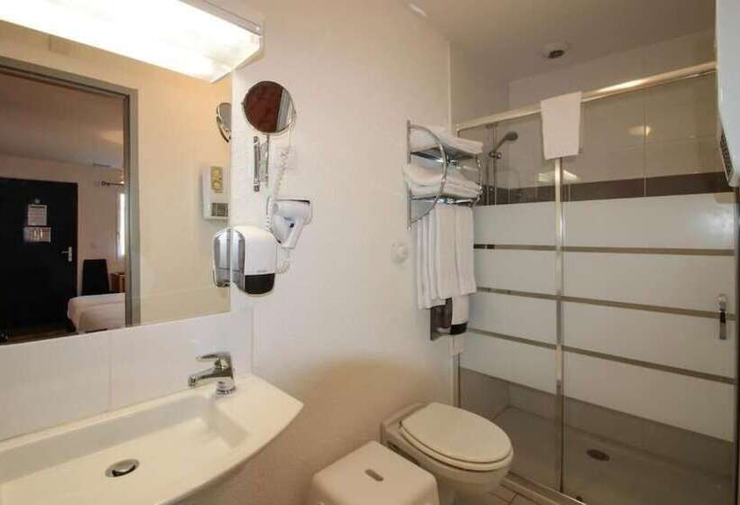 ホテル Hôtel Le 15