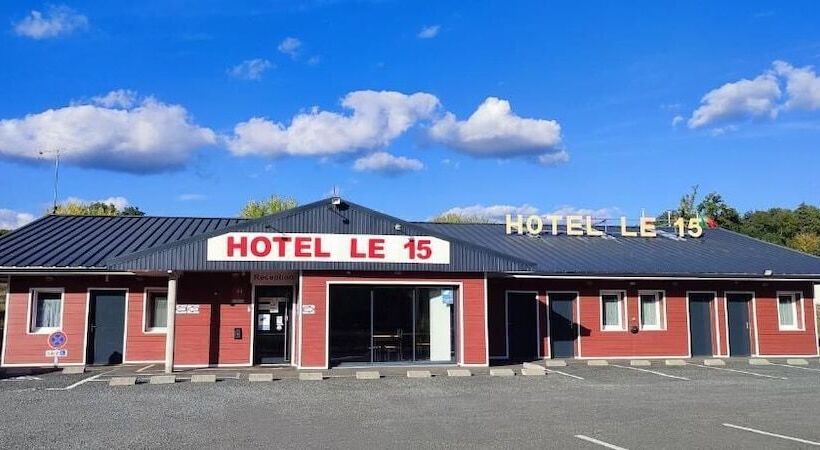 בית מלון כפרי Hôtel Le 15