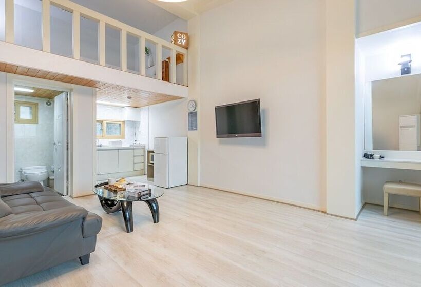 Namyangju Cozy Hill Spa Pension