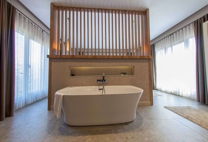 پانسیون Melekona House