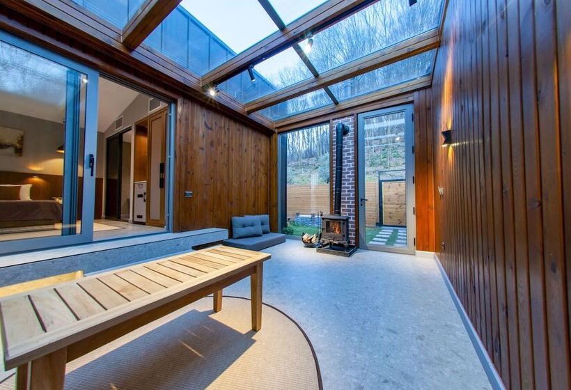 پانسیون Melekona House