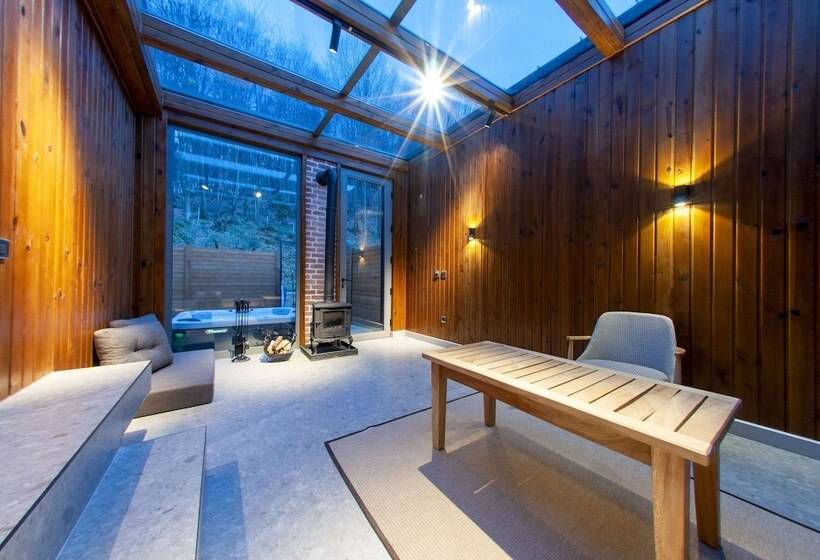 پانسیون Melekona House