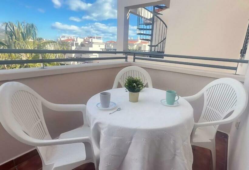 Apartamentos Las Arenas 3000