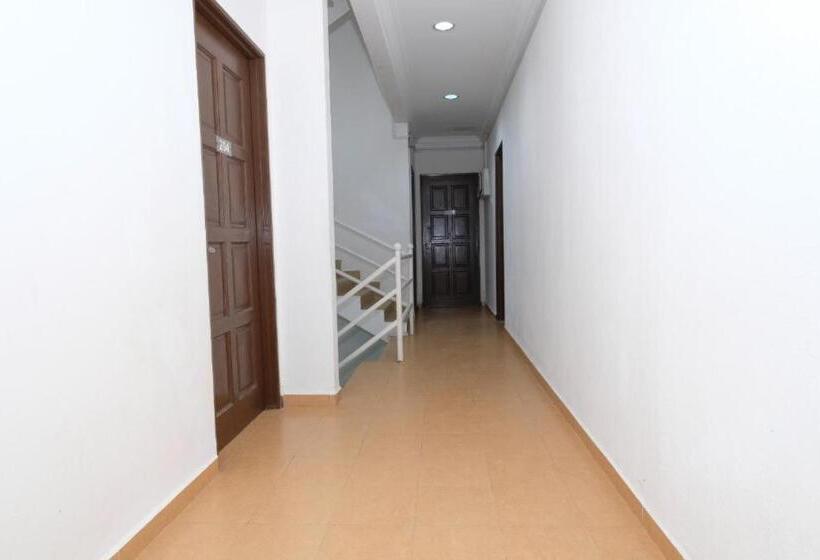 הוסטל De Light Villa