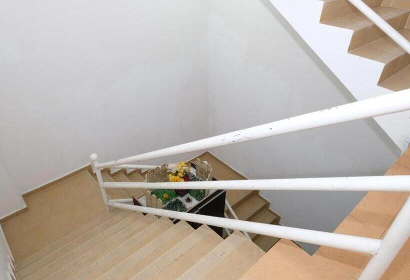 هاستل De Light Villa