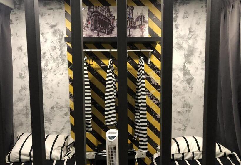 旅馆 Escapade Prison Suites Petaling Jaya