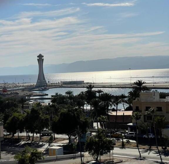 تختخواب و صبحانه Aladnan